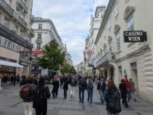 PXL_20250930_140601580.MP